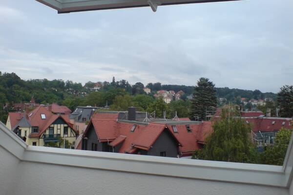 Oben mit viel Ruhe wohnen, unten mit viel Freude leben...