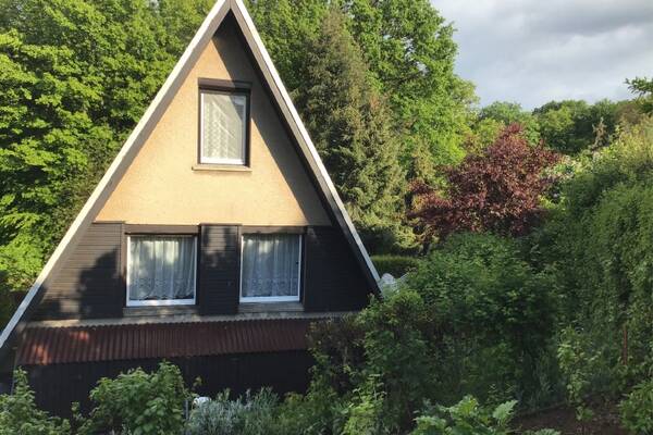 Sommergrundst&uuml;ck mit m&ouml;blierter Finnh&uuml;tte auf Erbpachtgrundst&uuml;ck, nah am Stausee Oberwartha