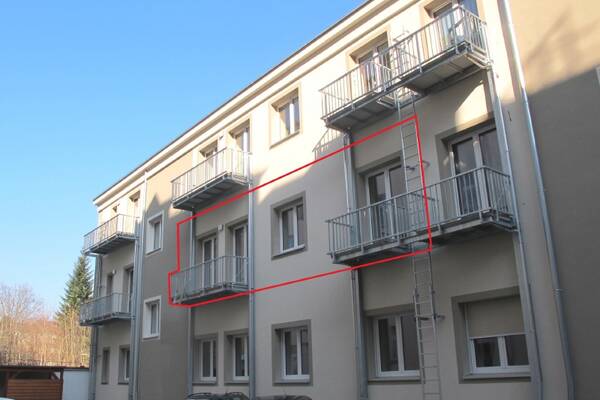 Erstbezug - barrierefrei mit Lift & Balkon!