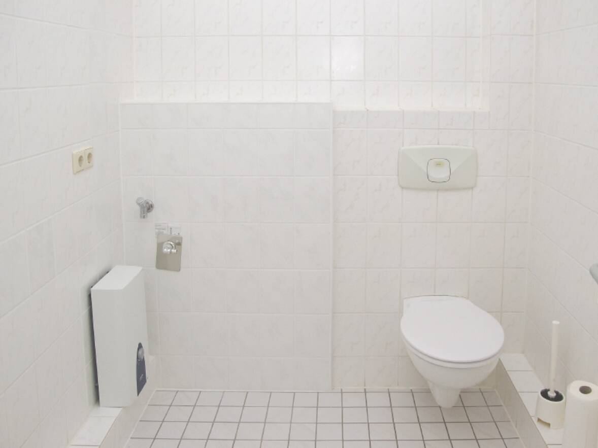 G&auml;ste-WC mit WM-Anschluss