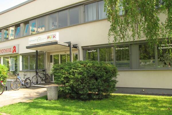 &Auml;rztehaus Nahe dem Universit&auml;tsklinikum!