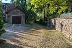 Garage am Ostflügel (2)