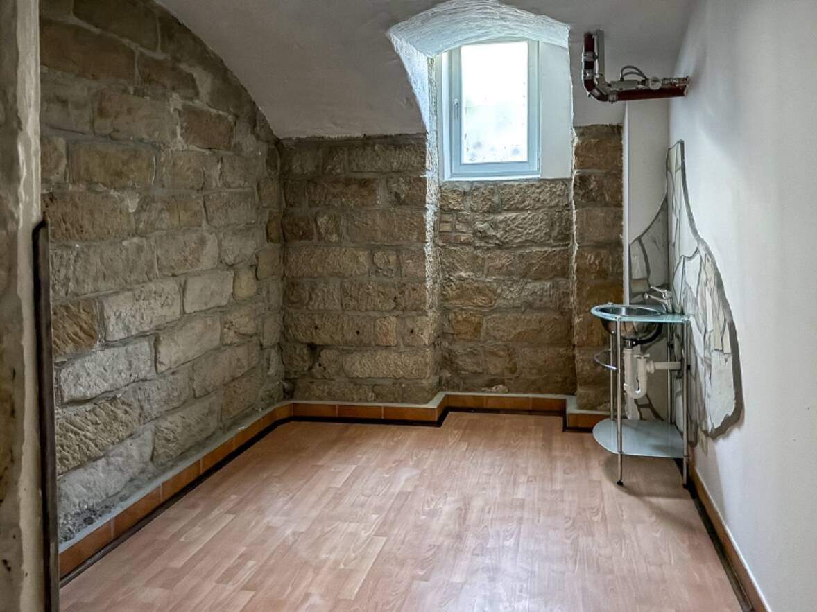 Im Souterrain (3)