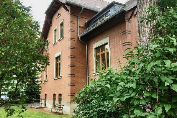 Charmant Wohnen in stilvoller Villa nahe der Elbe!