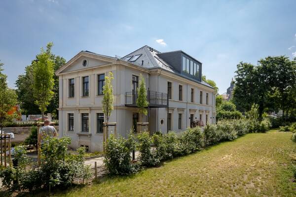 Einzigartiges B&uuml;roloft direkt an der Elbe!