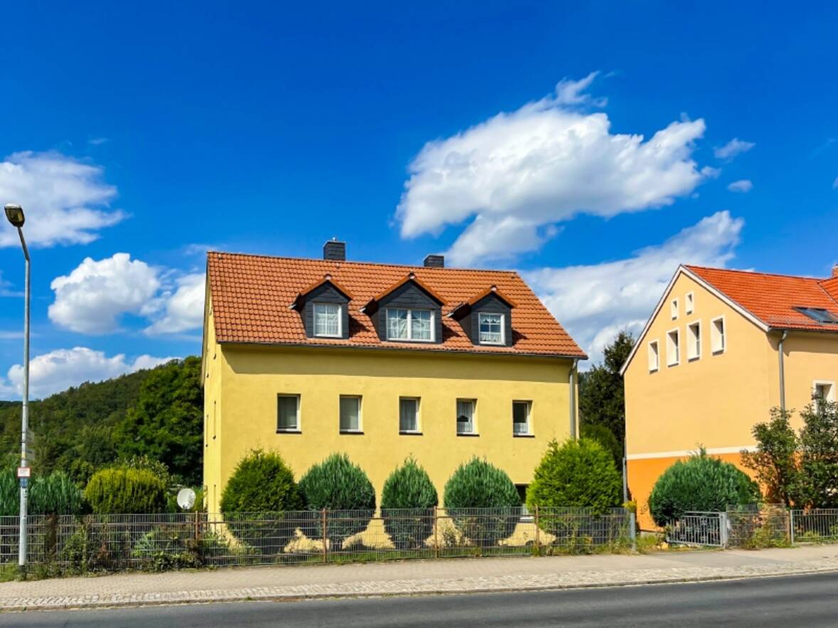 Stra&szlig;enseite