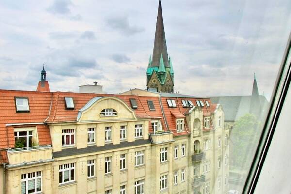 Galerie-Wohnung mit Lift, Wintergarten und Blick auf die Johanneskirche