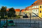 Blick von Haus rechts auf Marktplatz