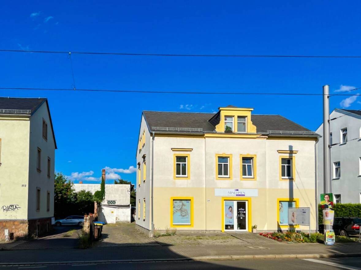 Wohn- und Gesch&auml;ftshaus