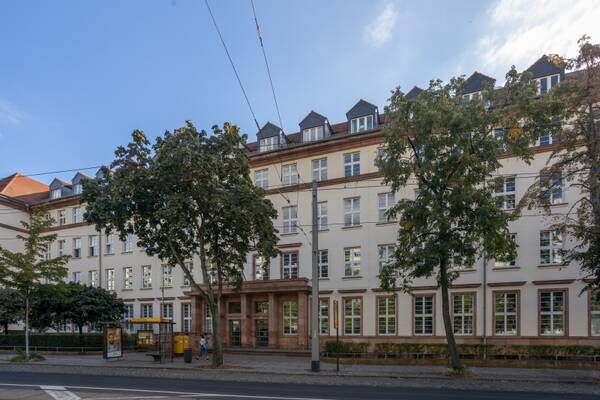 B&uuml;ro mit Anlieferung!