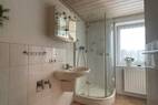 Bad 1 der Wohnung