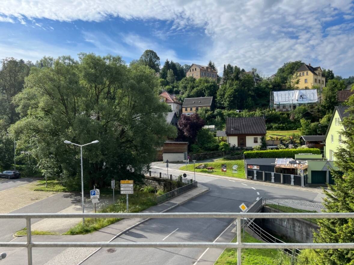 Blick vom Balkon im zweiten OG (1)