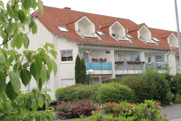 Modern, ruhig & sonnig - Neubau mit S&uuml;dbalkon!