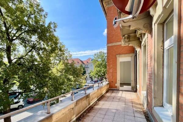 Erstbezug - sonnige Zimmer - gro&szlig;er Balkon!
