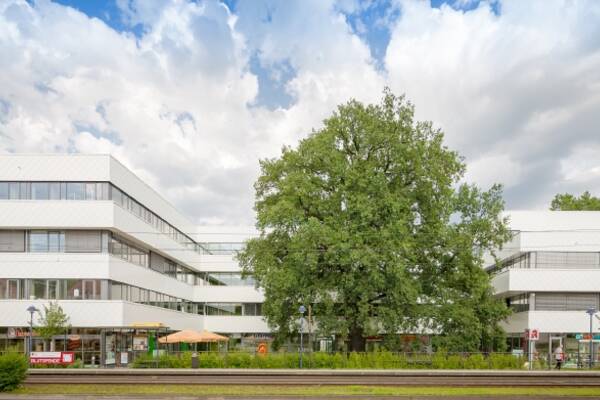 Gesundheitszentrum sucht neuen Mieter!