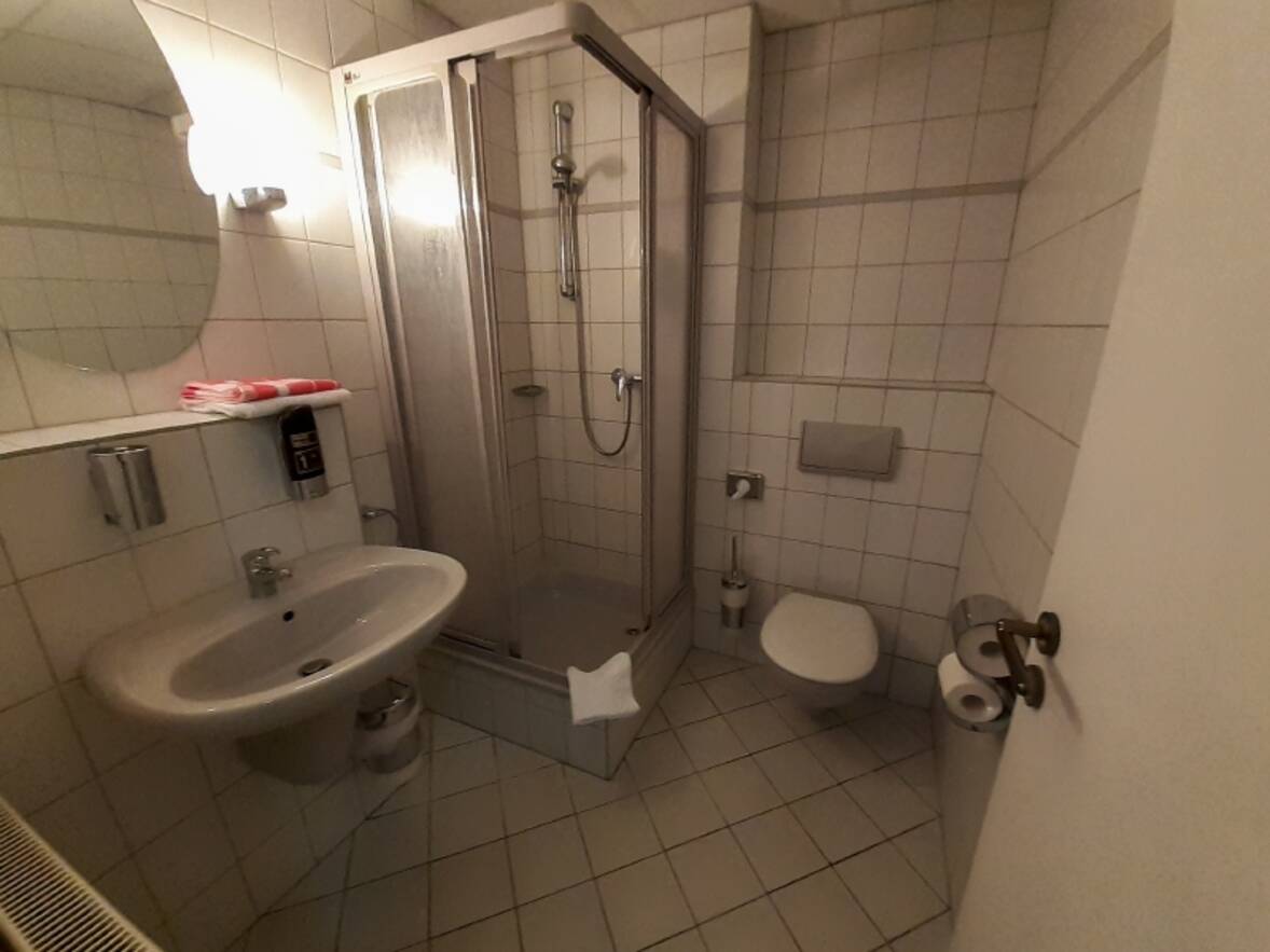 Eins von 36 B&auml;dern