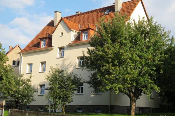 Sonnige Wohnung mit Essk&uuml;che und Blick ins Gr&uuml;ne!