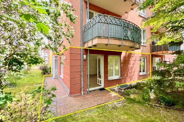 Ruhige gr&uuml;ne Oase - Neubau mit Terrasse!