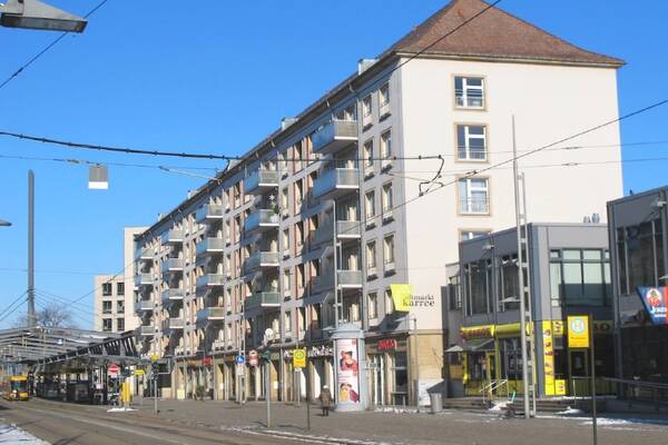 Top saniert am Postplatz ... mit Loggia!