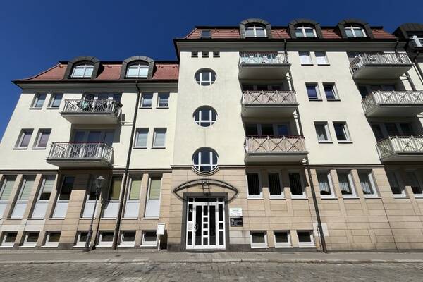 Sch&ouml;ner arbeiten am Schillerplatz!