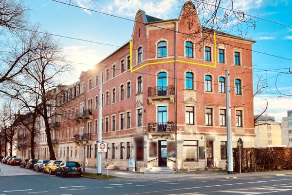 Extravagante Single-Wohnung mit Galerie & Fernblick!