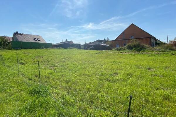 Achtung Baul&uuml;cke! Bautr&auml;gerfreies Grundst&uuml;ck am Barockgarten