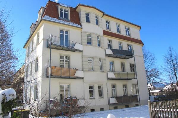 Gr&uuml;ne Wohnlage mit Sonnen-Balkon!