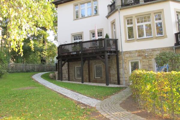 Sanierte Souterrain-Wohnung - ideal f&uuml;r Studenten oder als Zweitwohnsitz in Kleinzschachwitz!