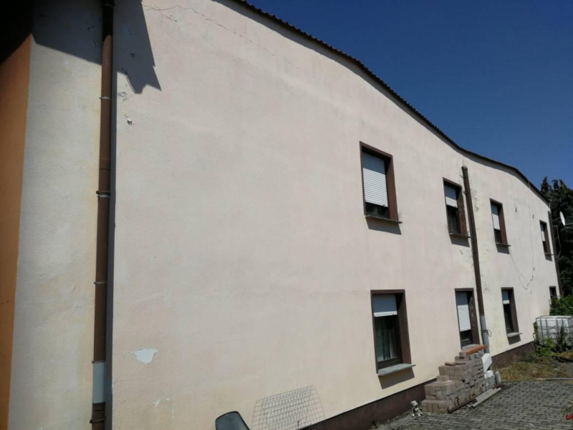Fassadenausschnitt S&uuml;d