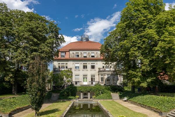 Exklusive Villa als Firmensitz!