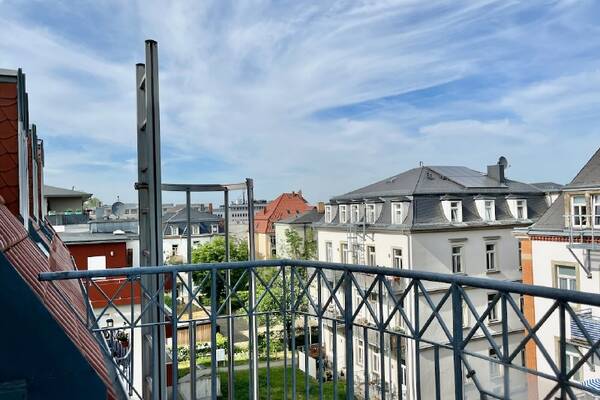 Ruhige Single-Wohnung mit Balkon