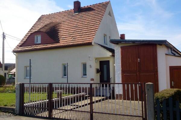 Im Gr&uuml;nen leben, in der Stadt arbeiten! Ausbauhaus in ruhiger Siedlungslage von Dohma