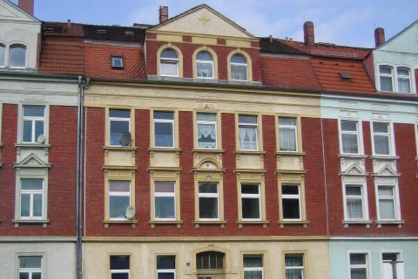 Sehr rentables Mehrfamilienhaus in ruhiger Lage