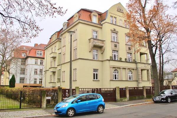 Stilvoller Altbau in TU-N&auml;he ... mit eingenem Garten!