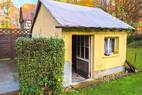 Massiver Schuppen (1)