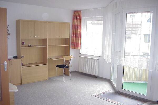 Gem&uuml;tliche 1-Raum-Wohnung; komplett m&ouml;bliert