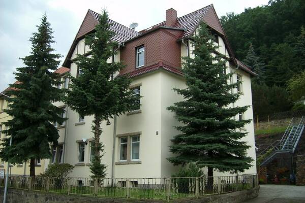 Solide saniertes Mehrfamilienhaus mit nachhaltiger Rendite!