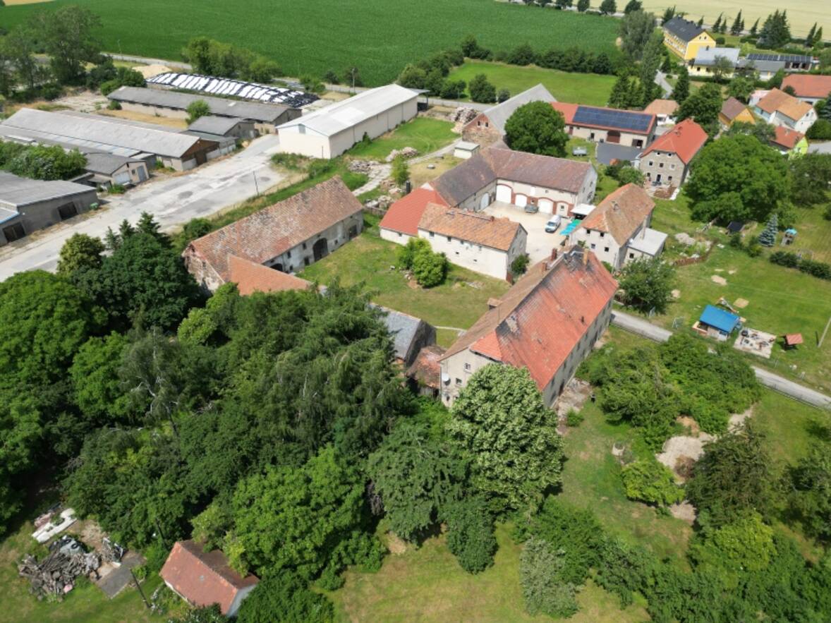 Dreiseithof von S&uuml;d