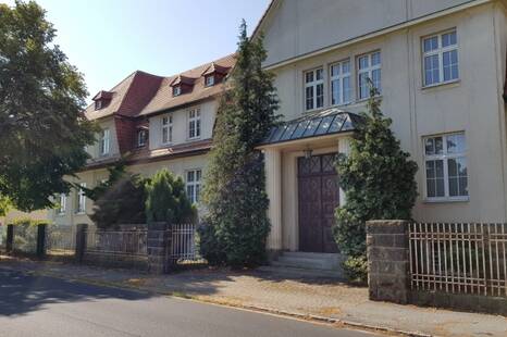 Gro&szlig;e B&uuml;rovilla in bester Lage!