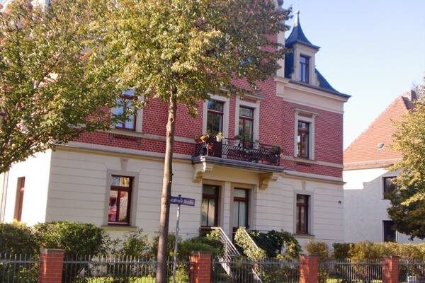 Eigentumswohnung mit Balkon & Stellplatz in Kleinzschachwitz