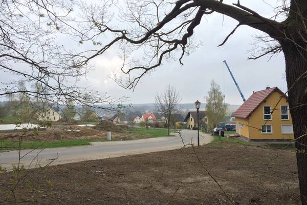 Eins der letzten Baugrundst&uuml;cke am Buschrandweg ...
