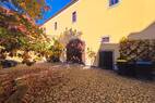 Altbau Hofseite