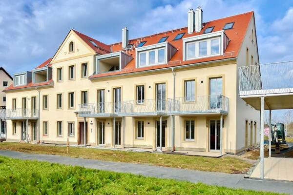 Reihenhaus mit Kamin, Balkon, Terrasse, ... Erstbezug!