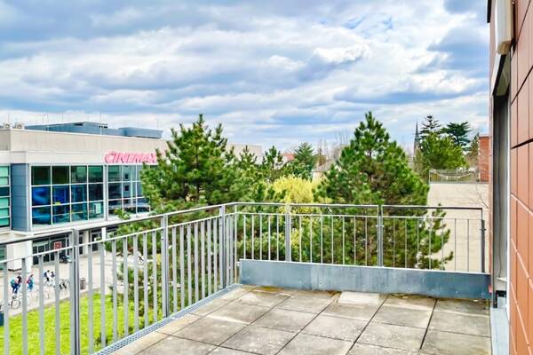 Dachterrasse mit Blick zur Schillergalerie!