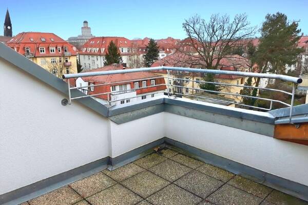 Extravagante Maisonette-Wohnung mit Dachterrasse!
