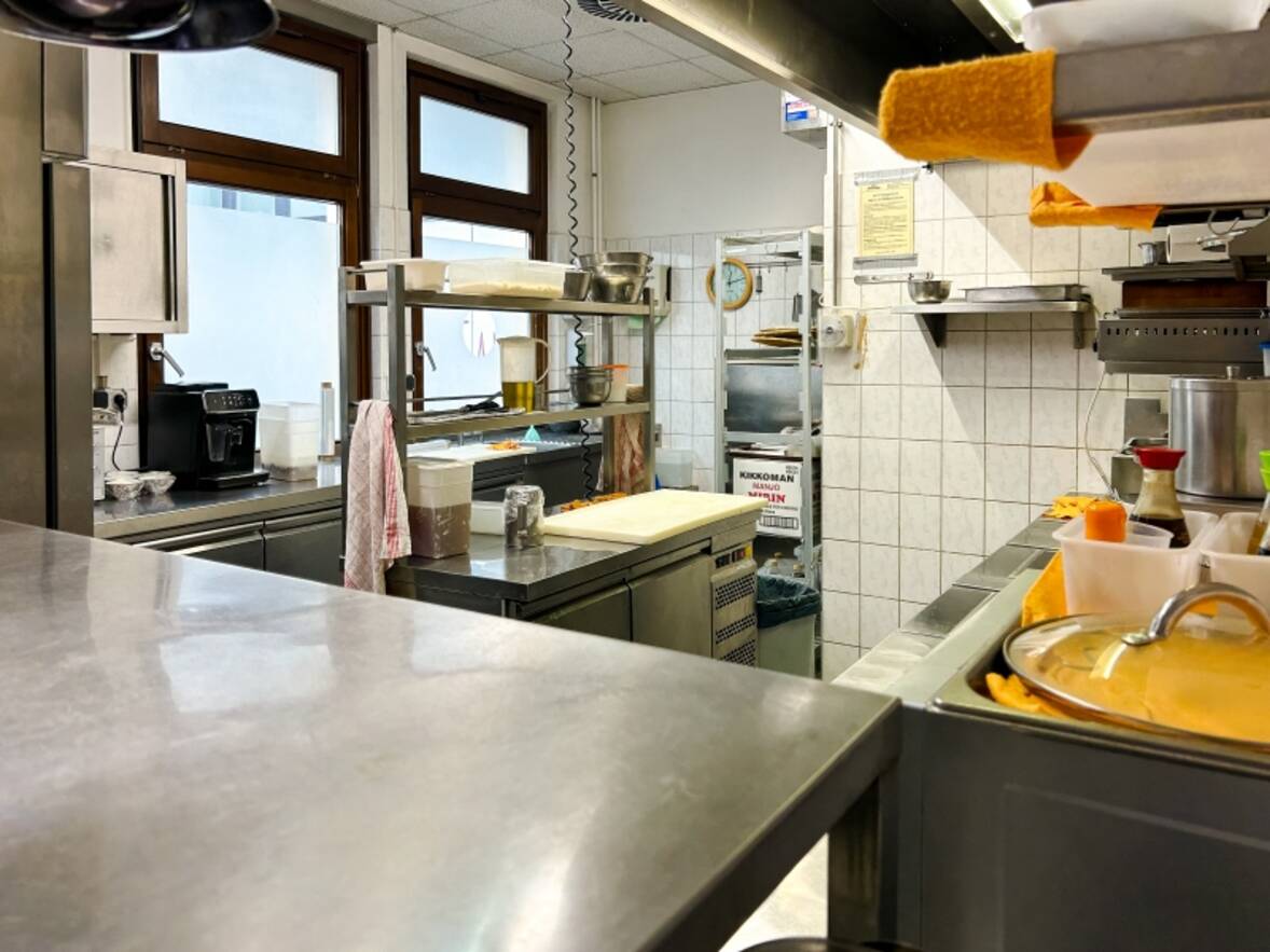 K&uuml;che