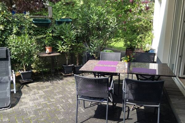 Eigentlich wie ein eigenes kleines Haus - in der N&auml;he vom Schillerplatz