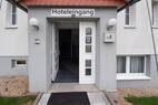 Hoteleingang Gartenseite (1)