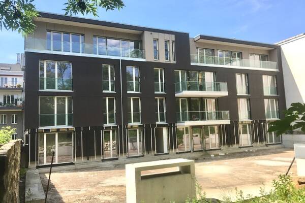 Neubau in 2. Reihe - Blick ins Gr&uuml;ne
