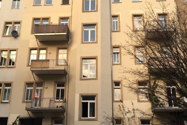 Zehn Eigentumswohnungen in saniertem Altbau!